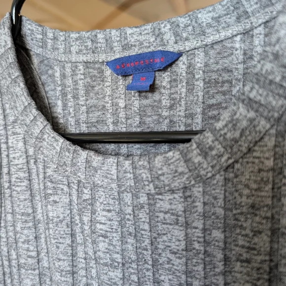 Gray Aeropostale Ribbed Tank Top - Picture 3 of 3